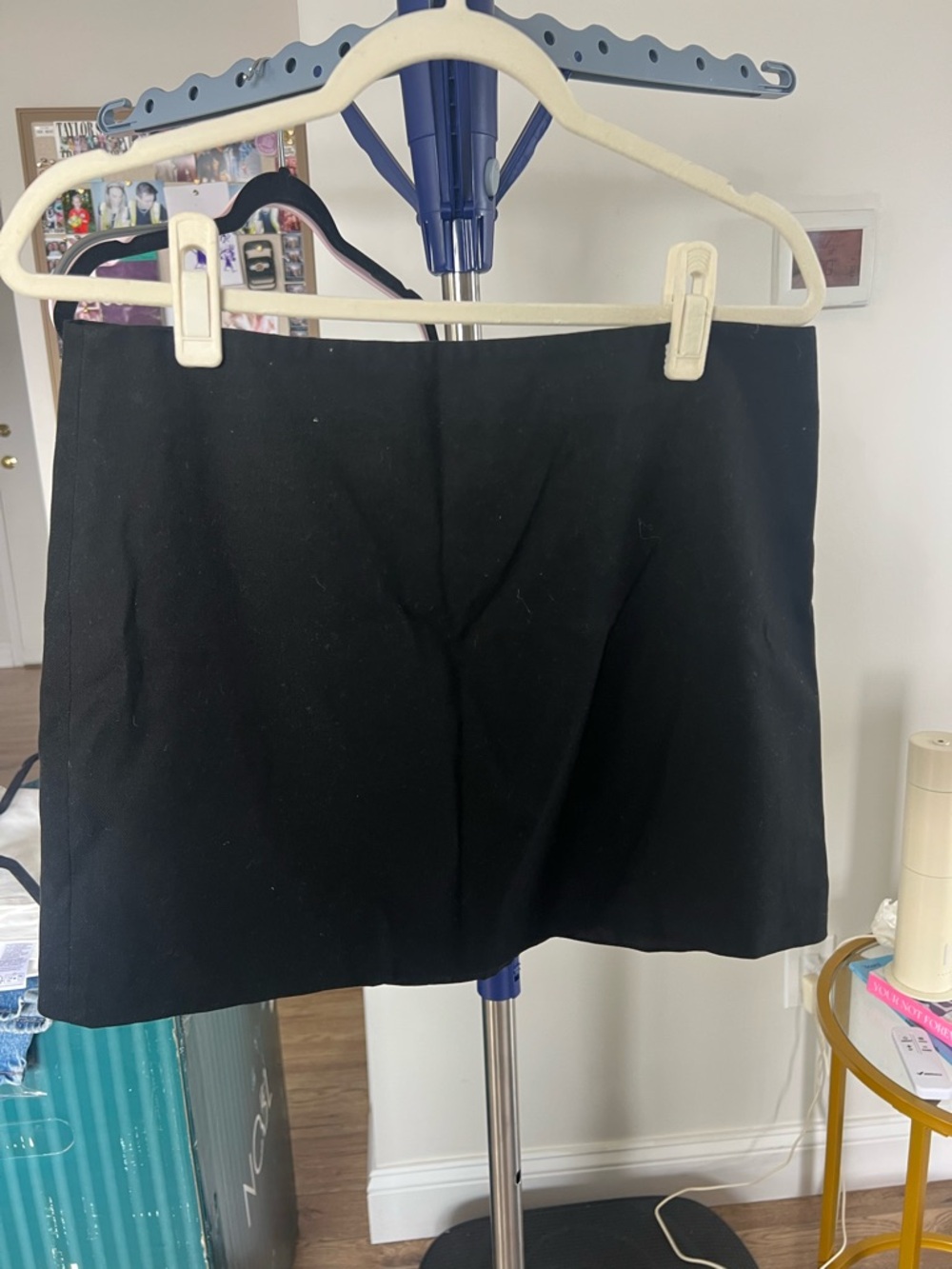 H&M Black Mini Skirt with Zipper Waist